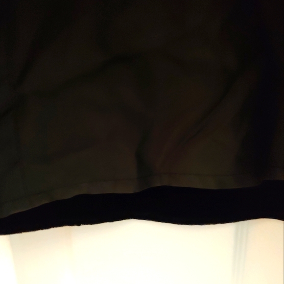 Vintage Ms. Chaus Black Crushed Velvet Style Dress Size 12 - Picture 4 of 7